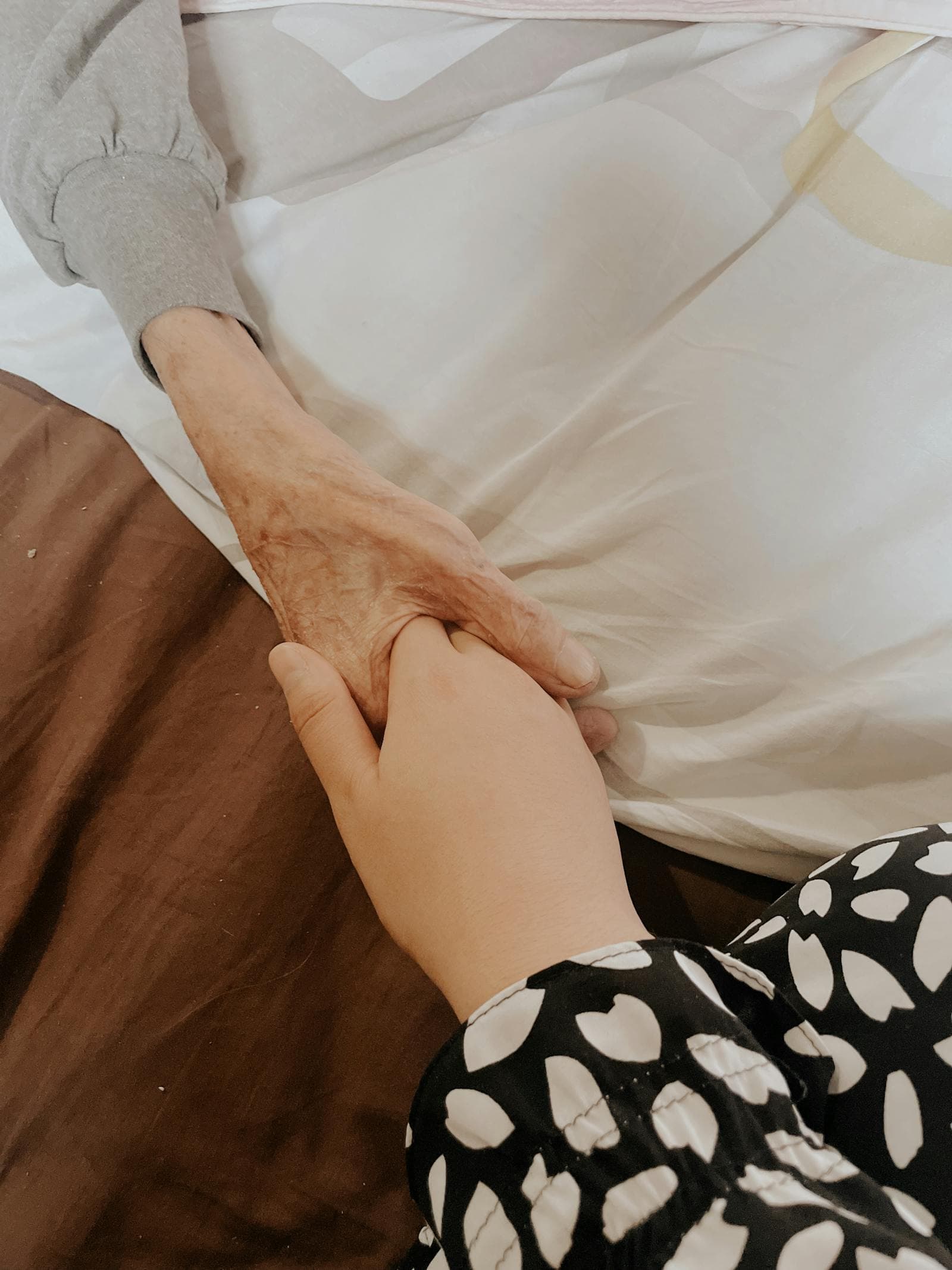 Read the blog post: How to Find a Dementia Caregiver in Lexington, KY